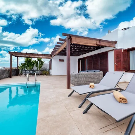 Malolo - Private Pool And Jacuzzi By Lanzarote * Playa Blanca (Lanzarote)