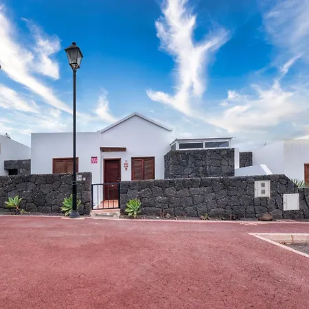 Malolo - Private Pool And Jacuzzi By Lanzarote * Playa Blanca (Lanzarote)