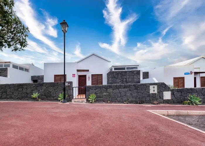 Malolo - Private Pool And Jacuzzi By Lanzarote * Playa Blanca (Lanzarote)