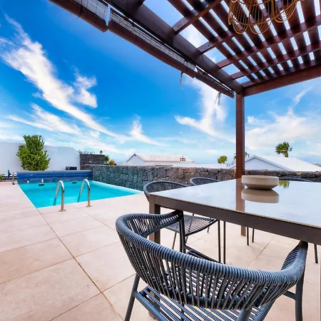 Villa Malolo - Private Pool And Jacuzzi By Lanzarote *